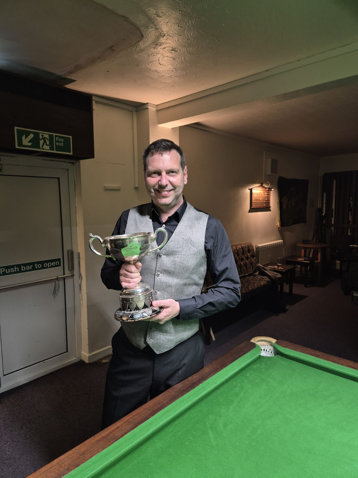Coates retains the CI Billiard Title
